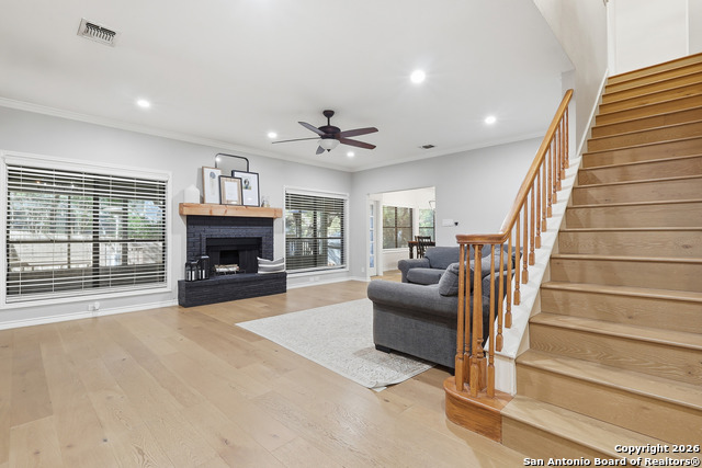 Listing photo id 6 for 8619 Seaton  