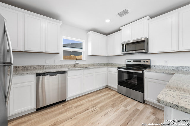 Image 10 of 32 For 16056 Imes Way