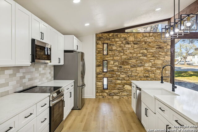 Image 12 of 39 For 726 Coronet  