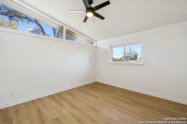 Image 20 of 39 For 726 Coronet  