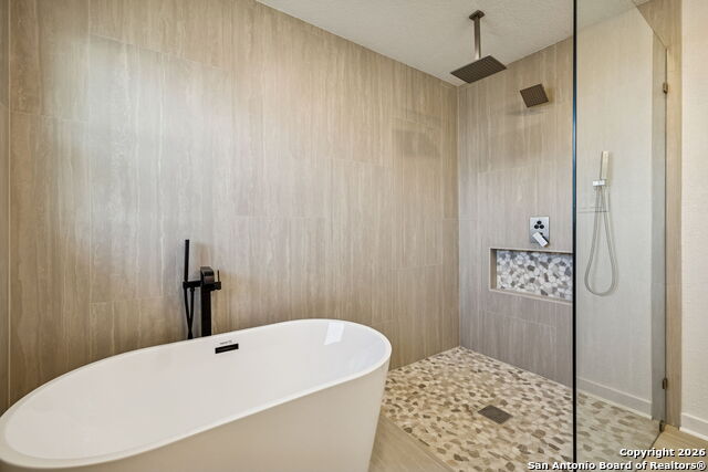 Image 24 of 39 For 726 Coronet  