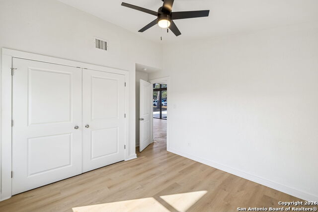 Image 25 of 39 For 726 Coronet  