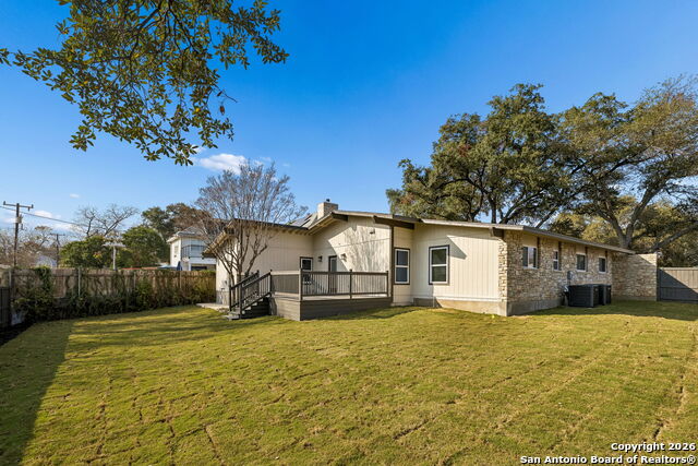 Image 33 of 39 For 726 Coronet  