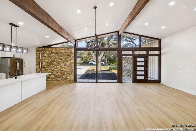 Image 5 of 39 For 726 Coronet  