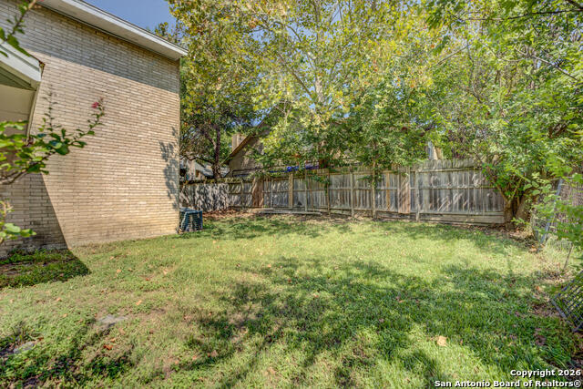 Image 13 of 15 For 7528 Windsor Oaks