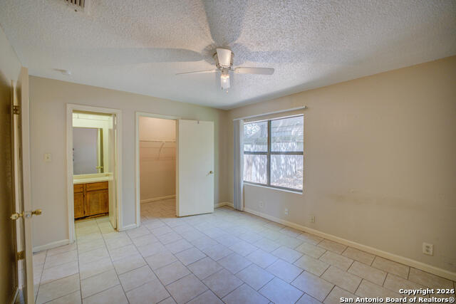 Image 4 of 15 For 7528 Windsor Oaks