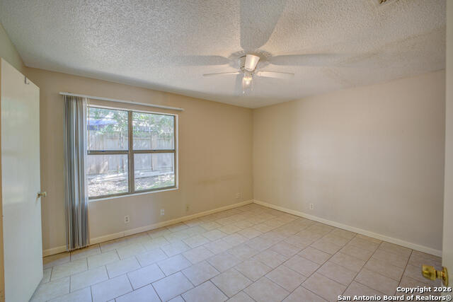 Image 7 of 15 For 7528 Windsor Oaks