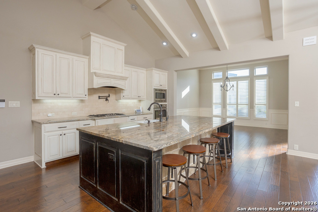 Image 16 of 50 For 21714 Rugged Hills