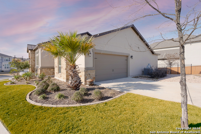 Image 5 of 50 For 21714 Rugged Hills