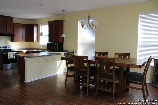 Image 8 of 20 For 1418 Bluejay Court