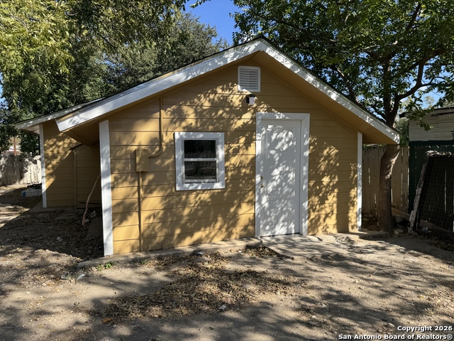 Details for 419 Peabody  2, San Antonio, TX 78211