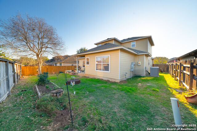 Image 26 of 30 For 14406 Barn Ct