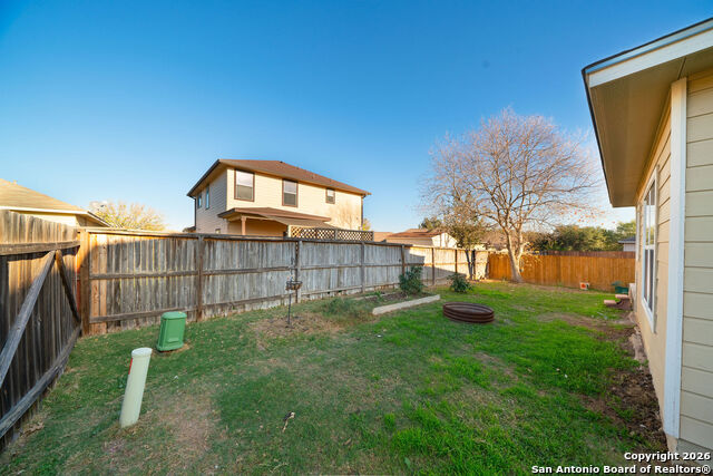 Image 27 of 30 For 14406 Barn Ct