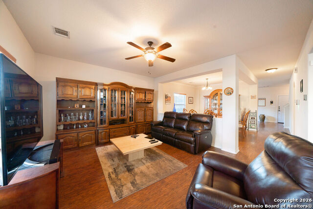 Image 6 of 30 For 14406 Barn Ct