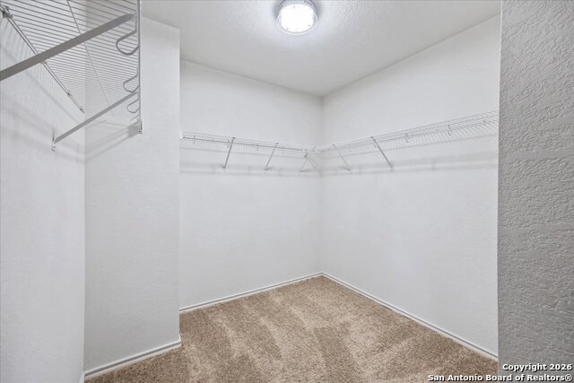 Listing photo id 20 for 9922 Amber Ledge