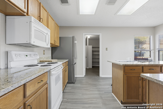 Image 9 of 31 For 1048 Sycamore