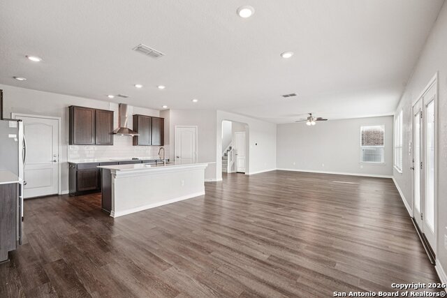 Image 7 of 45 For 11518 Turmoil Curve