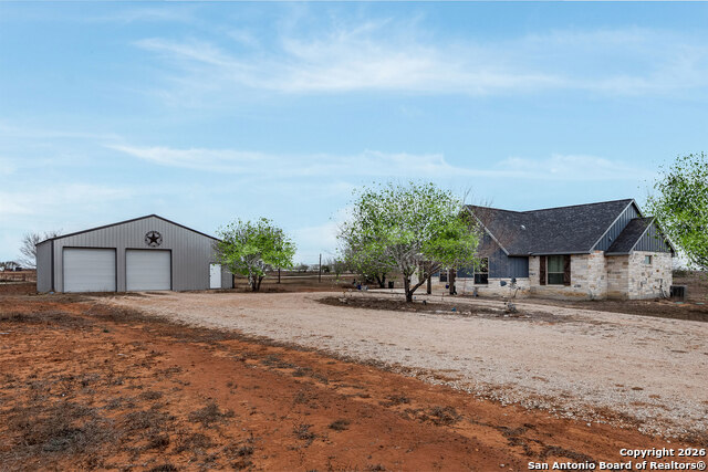 Listing photo id 2 for 8400 West Fm 140