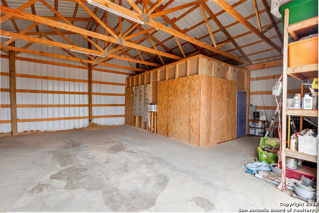 Listing photo id 7 for 8400 West Fm 140