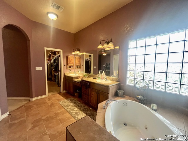 Image 21 of 35 For 438 Rosewood Dr