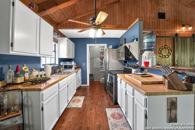 Image 23 of 35 For 648 Bluff Creek