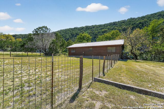 Image 3 of 35 For 648 Bluff Creek