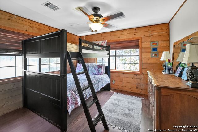 Image 31 of 35 For 648 Bluff Creek