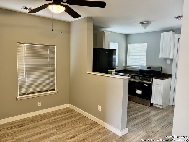 Image 4 of 8 For 807 Southcross E 1