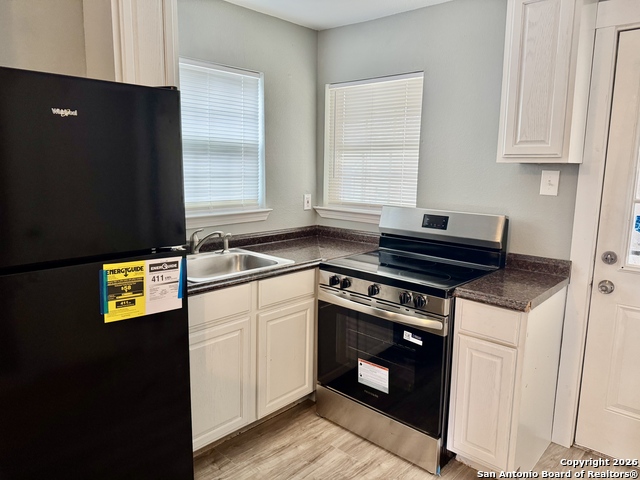 Image 5 of 8 For 807 Southcross E 1