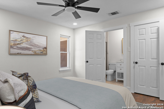 Image 11 of 22 For 14111 Exmoor St