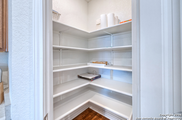 Image 11 of 34 For 15747 Selene Vw