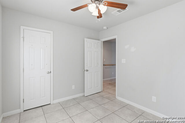 Image 17 of 31 For 572 Hillside