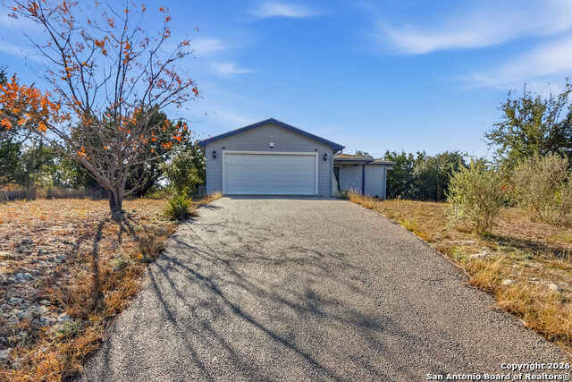 Image 2 of 31 For 572 Hillside