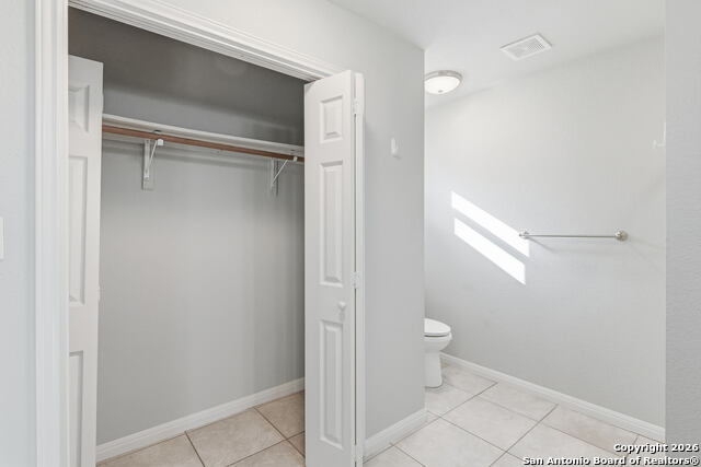 Image 27 of 31 For 572 Hillside