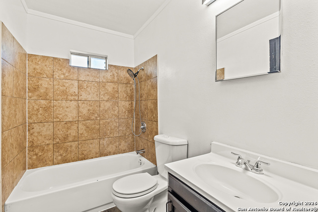 Listing photo id 6 for 115 Robeson  