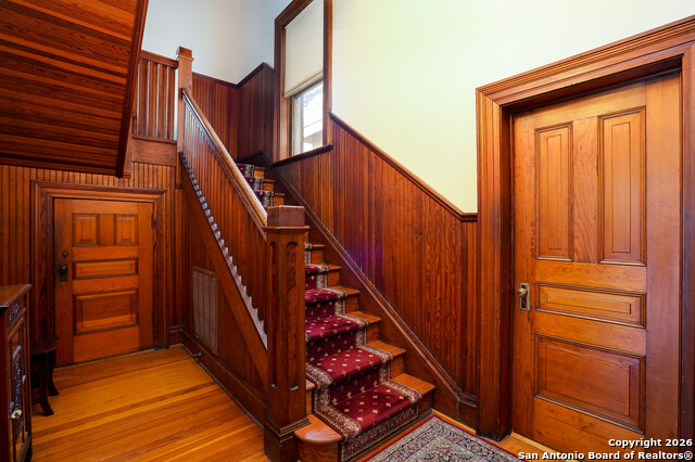 Image 14 of 49 For 501 French Pl W