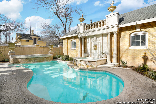 Image 48 of 49 For 501 French Pl W