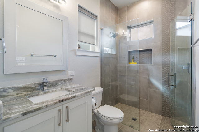 Image 26 of 47 For 23018 Casey Canyon