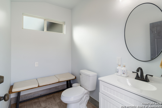 Image 39 of 47 For 23018 Casey Canyon