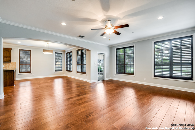 Image 15 of 44 For 127 Burr Rd  1