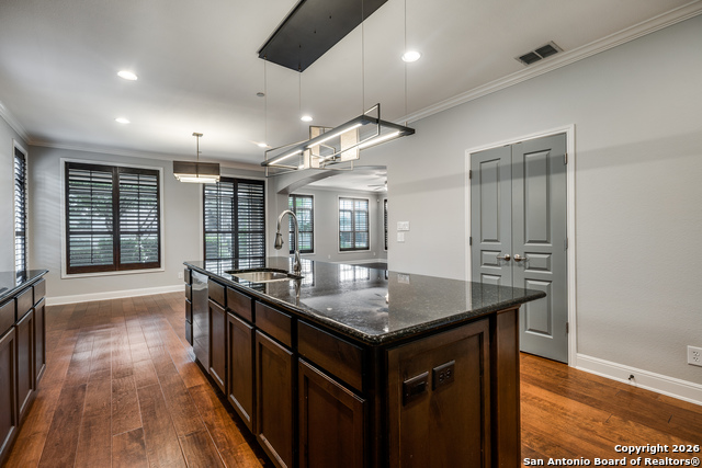 Image 21 of 44 For 127 Burr Rd  1