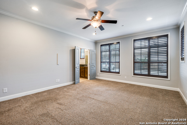 Image 22 of 44 For 127 Burr Rd  1