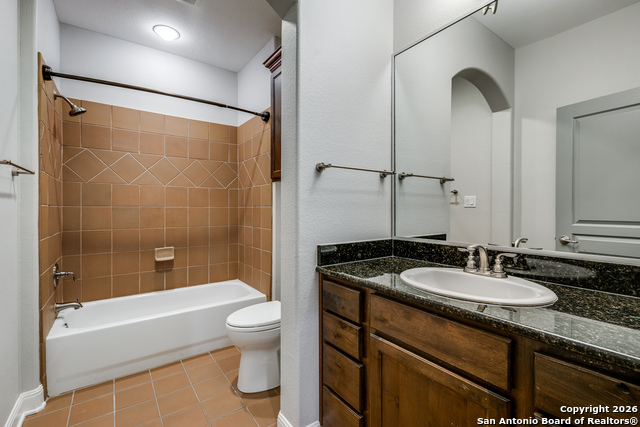 Image 29 of 44 For 127 Burr Rd  1