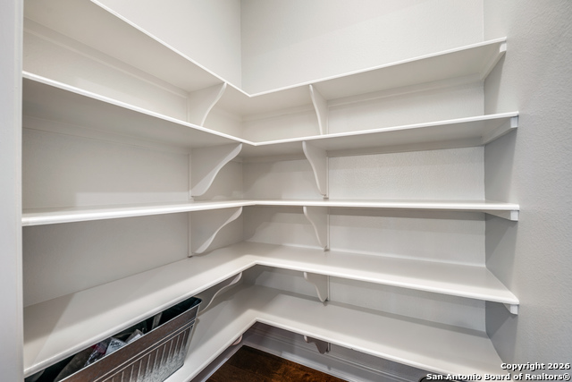 Image 32 of 44 For 127 Burr Rd  1