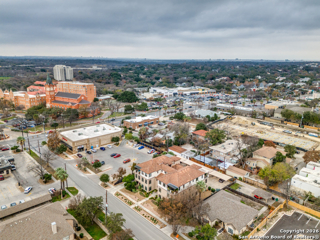 Image 42 of 44 For 127 Burr Rd  1