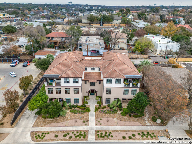 Image 43 of 44 For 127 Burr Rd  1