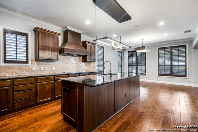 Image 7 of 44 For 127 Burr Rd  1