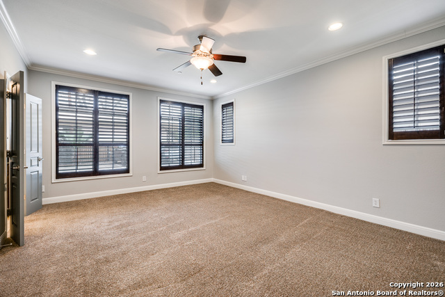 Image 8 of 44 For 127 Burr Rd  1