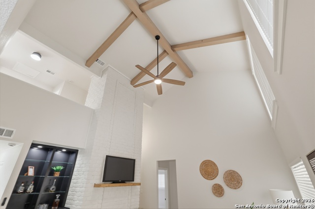 Image 19 of 38 For 15726 Timberway