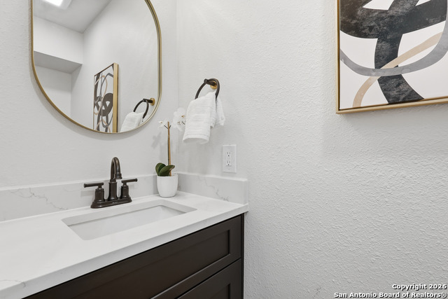 Image 23 of 38 For 15726 Timberway